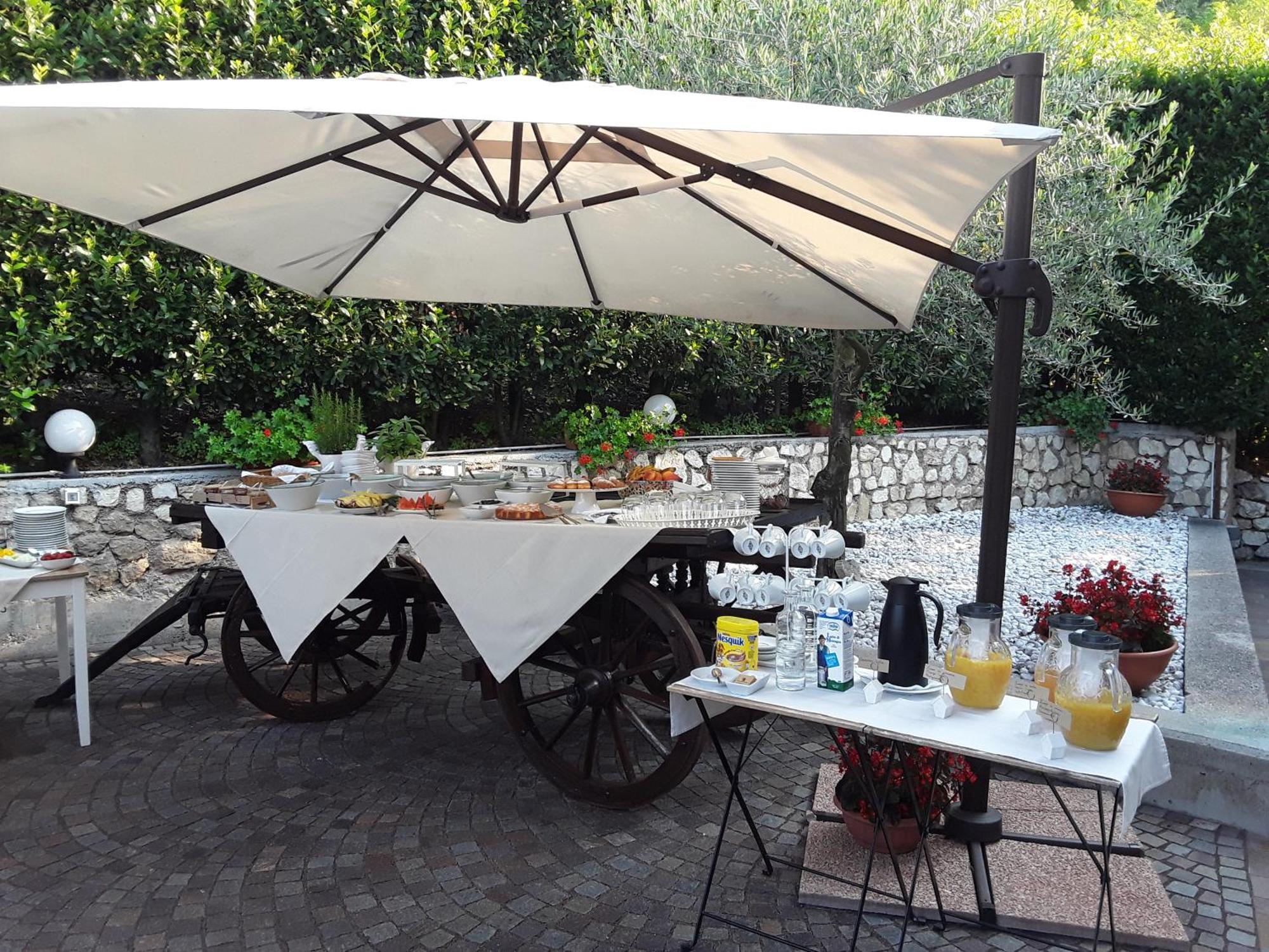 Bed & Breakfast Degli Olivi Relais Torbole Sul Garda