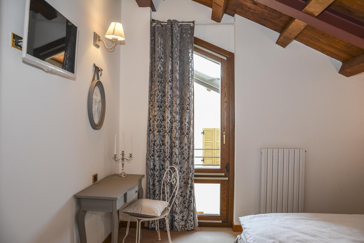 Degli Olivi Relais Bed & Breakfast